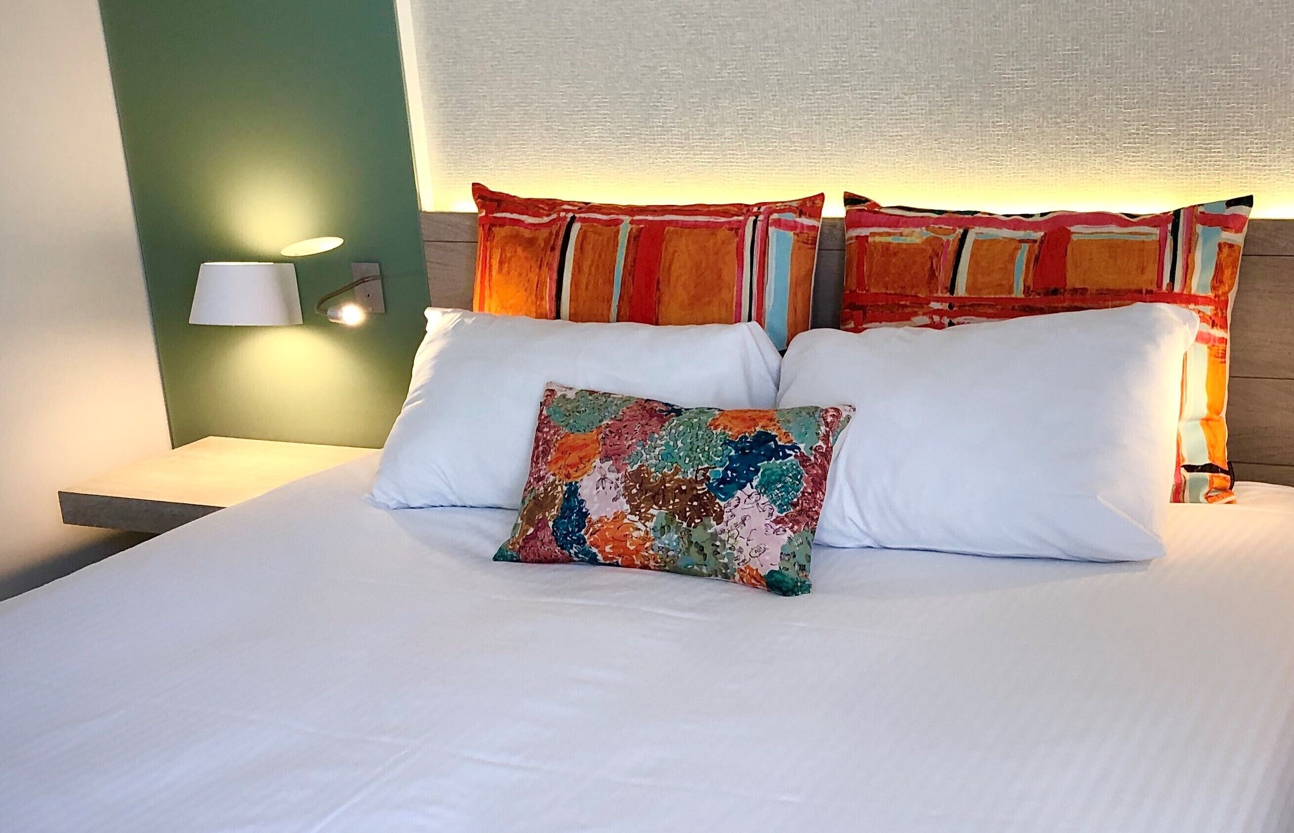 classic triple room | premium bedding, individually furnished, desk, laptop workspace