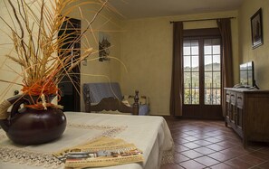 Apartment, 1 Bedroom | Living room