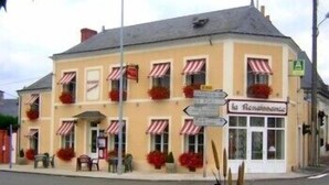 Exterior - La Renaissance (Le Lude)