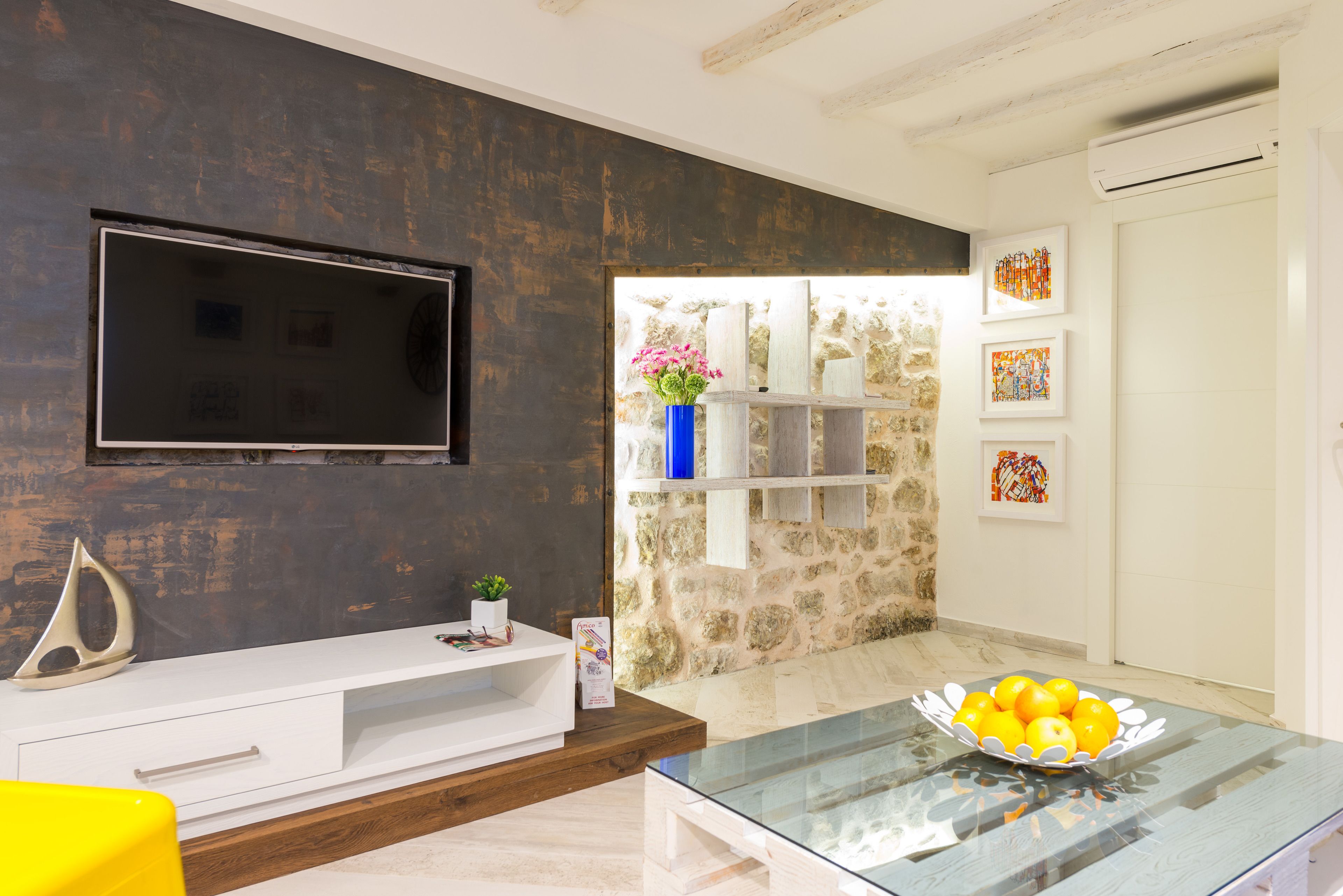 Comfort Apartment, 1 King Bed, Accessible, Kitchen