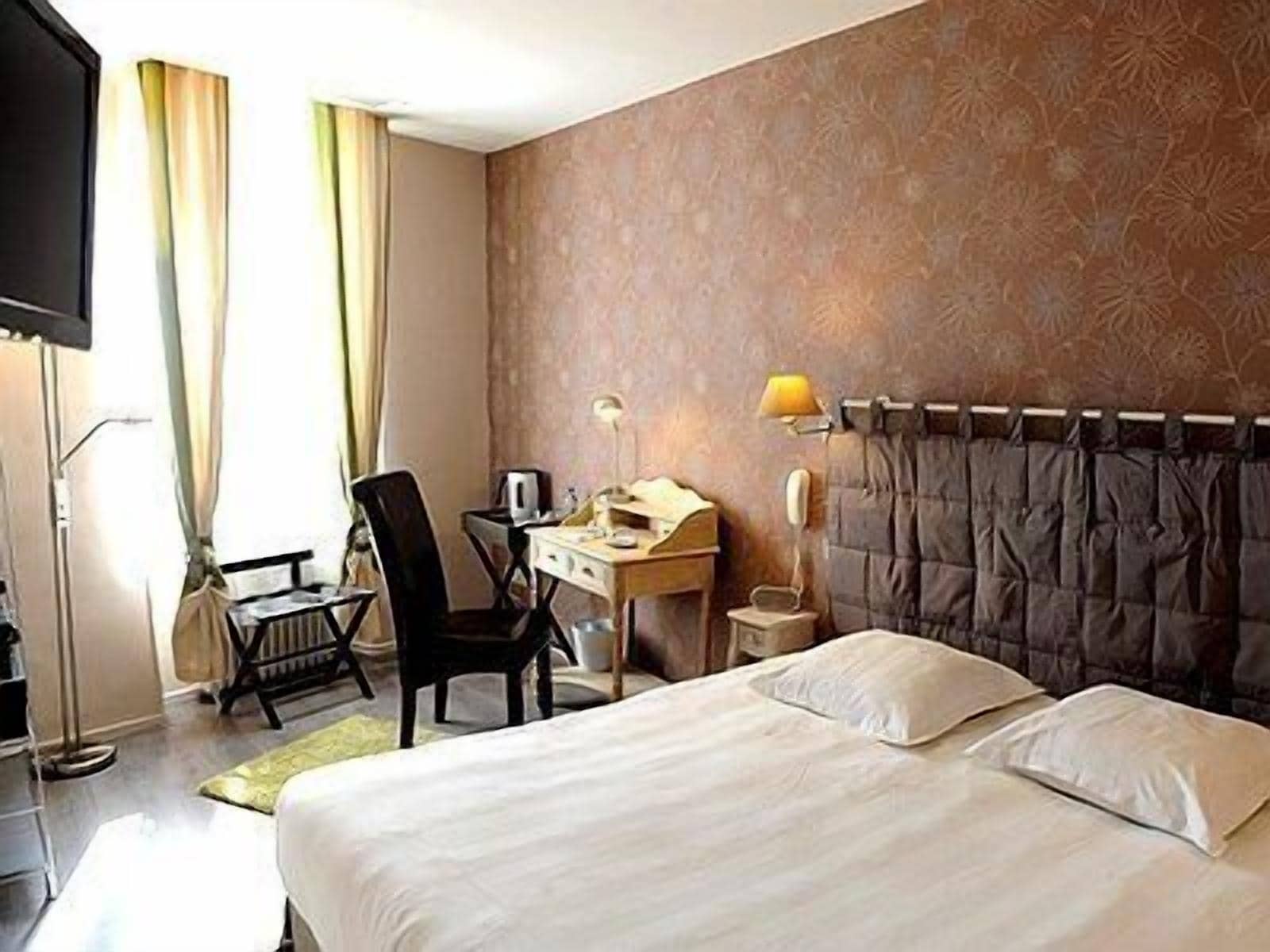 Double Room | Desk, soundproofing, free WiFi, bed sheets