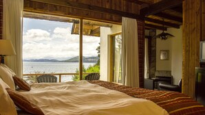 Superior Suite | Minibar, in-room safe, free WiFi - La Sirenuse Lake Resort (San Carlos de Bariloche)