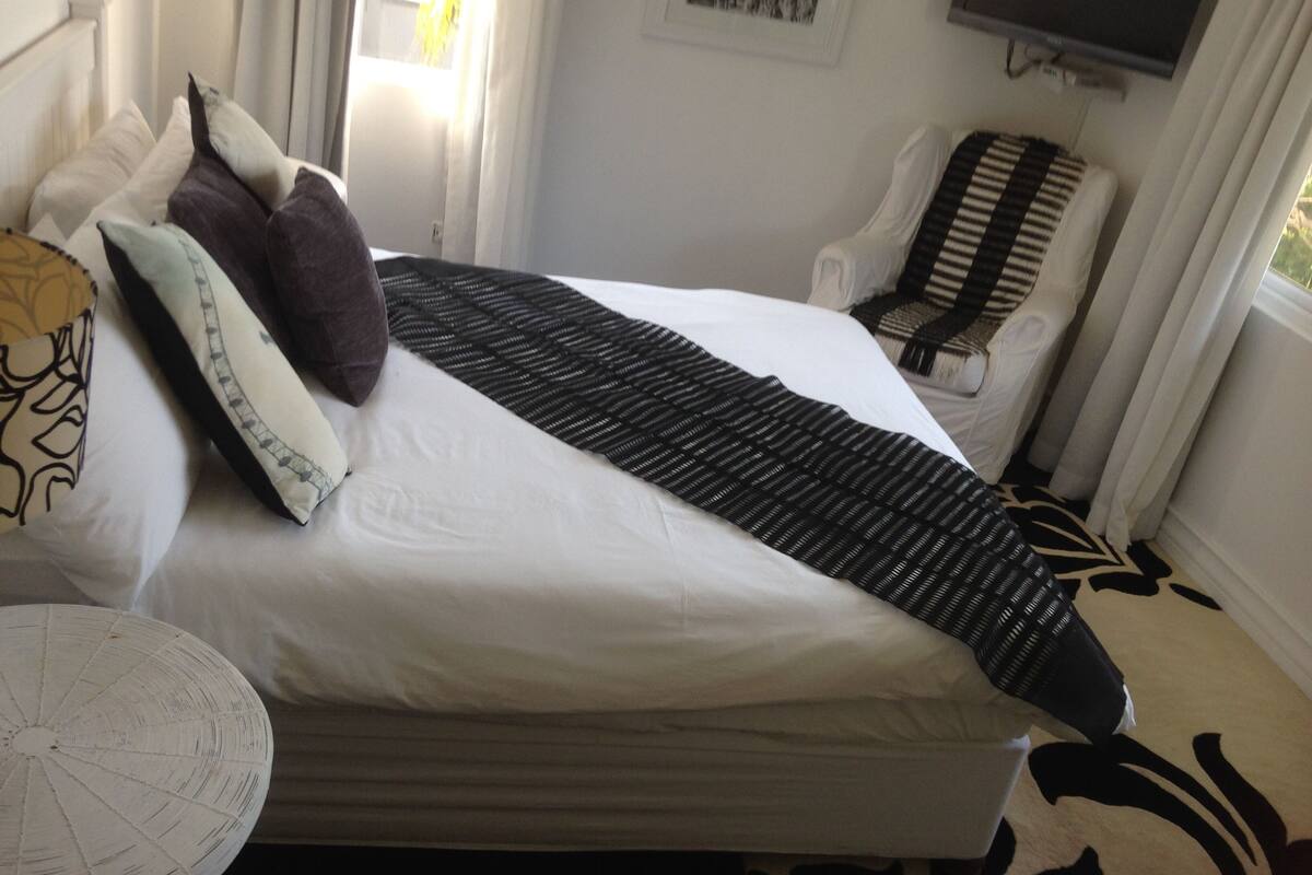 Premium bedding, memory-foam beds, in-room safe, individually decorated