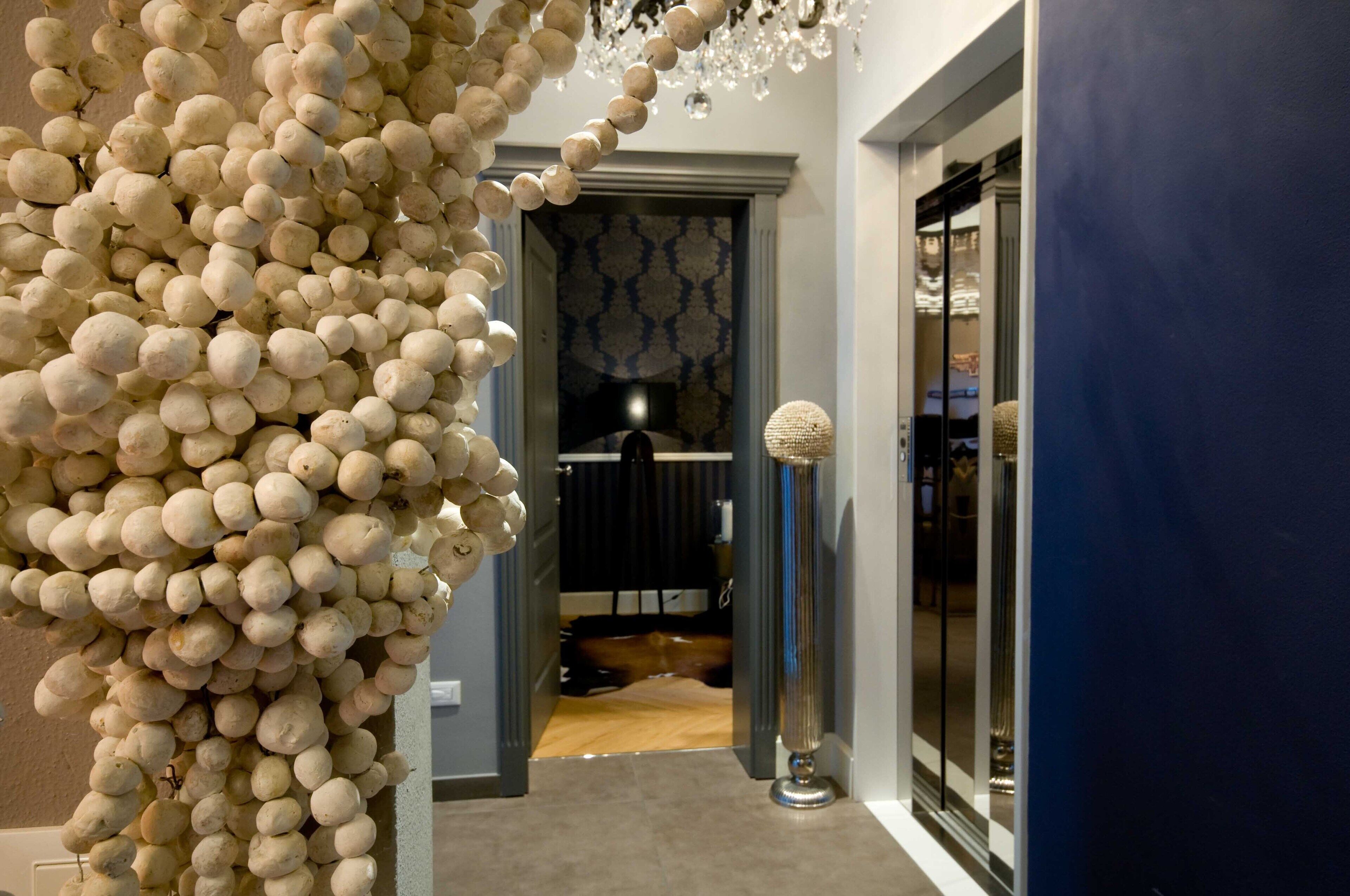 25-inch TV with digital channels