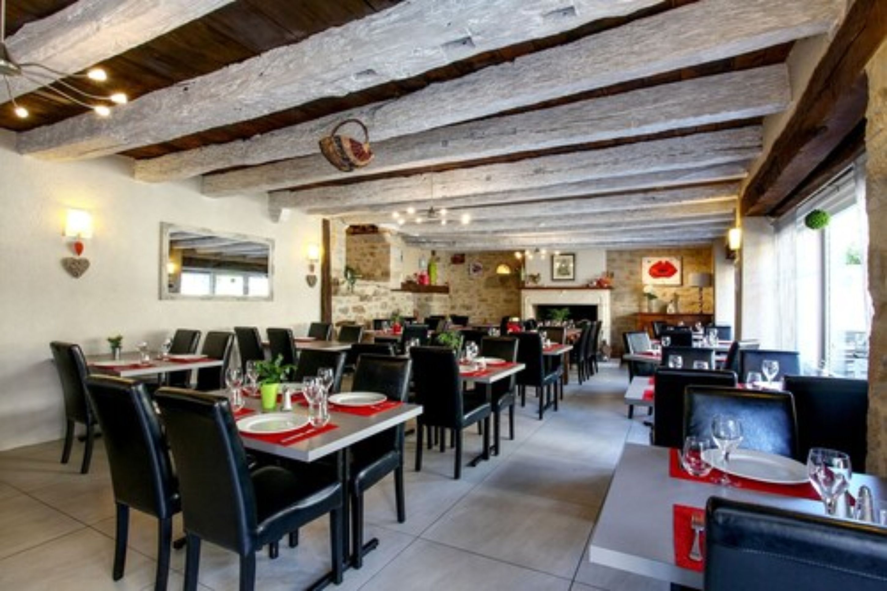 lunch and dinner served, french cuisine