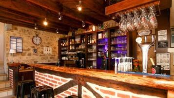 Bar (en la propiedad)