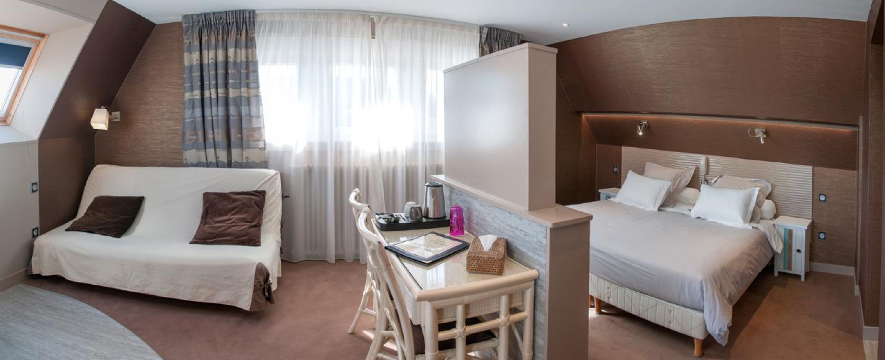 triple room | desk, free wifi, bed sheets