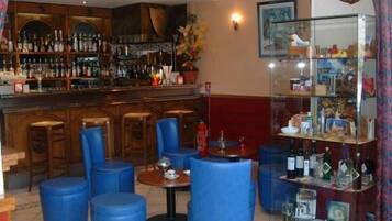 Bar (in der Unterkunft)