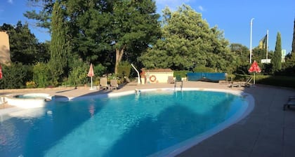 Hotel Les Chenes