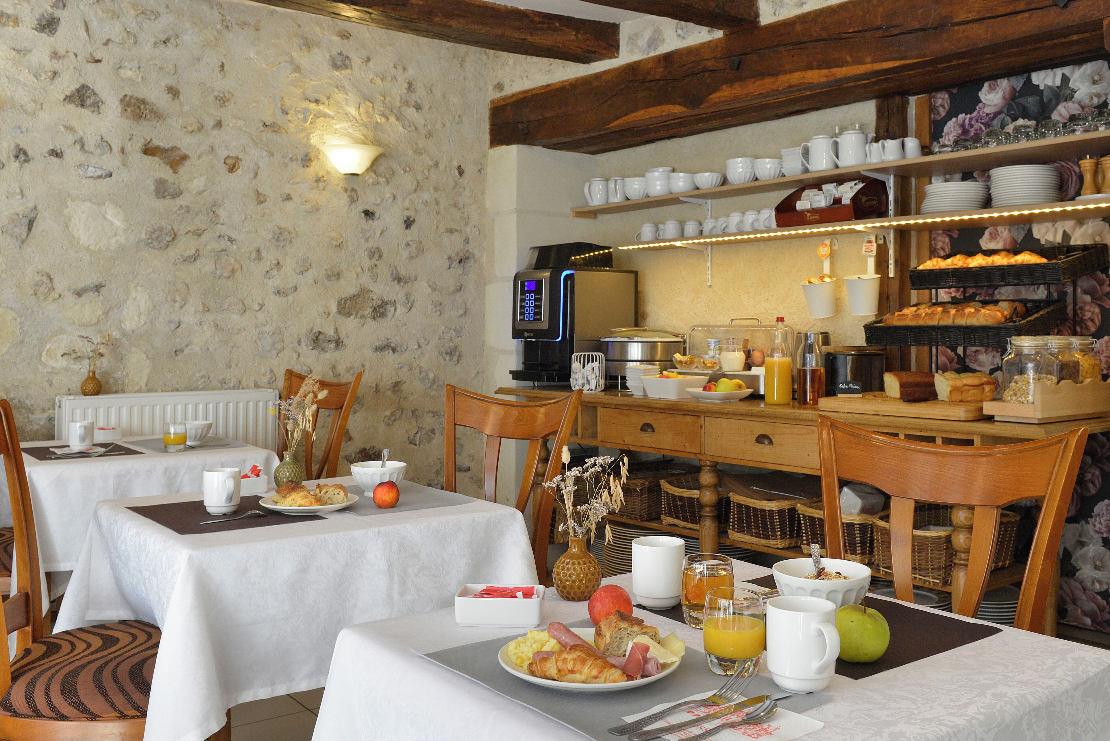 Daily buffet breakfast (EUR 14 per person)