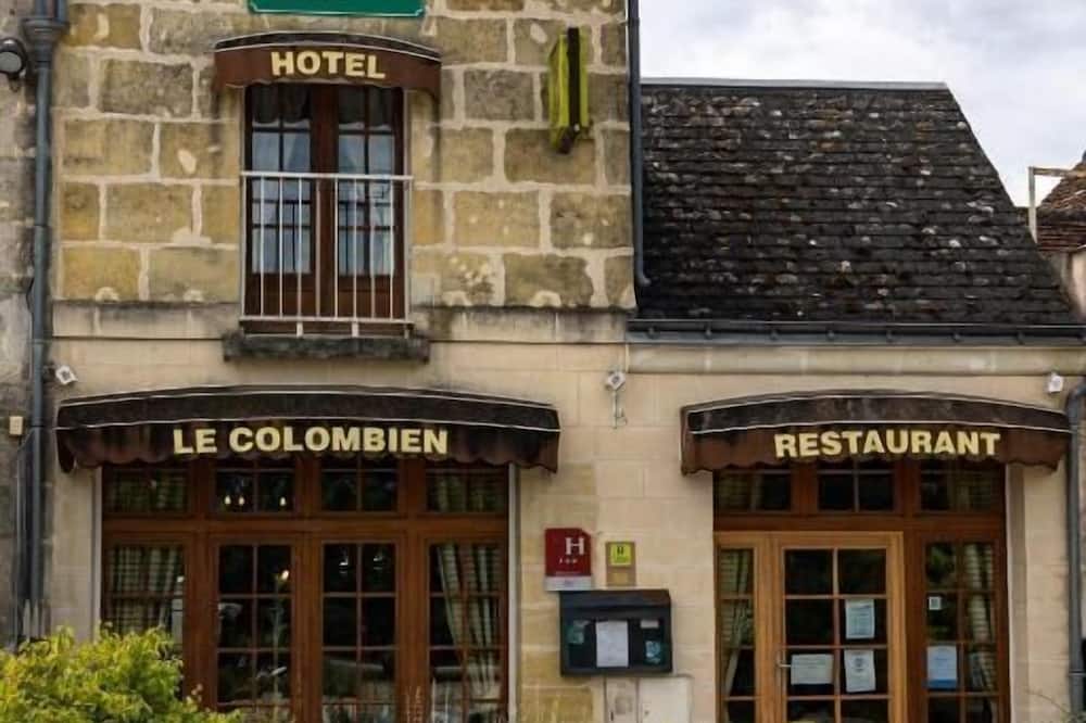 Logis Auberge Le Colombien - Hôtel Restaurant