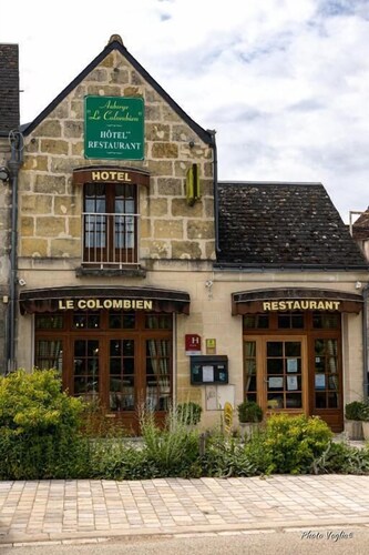 Logis Auberge Le Colombien - Hôtel Restaurant
