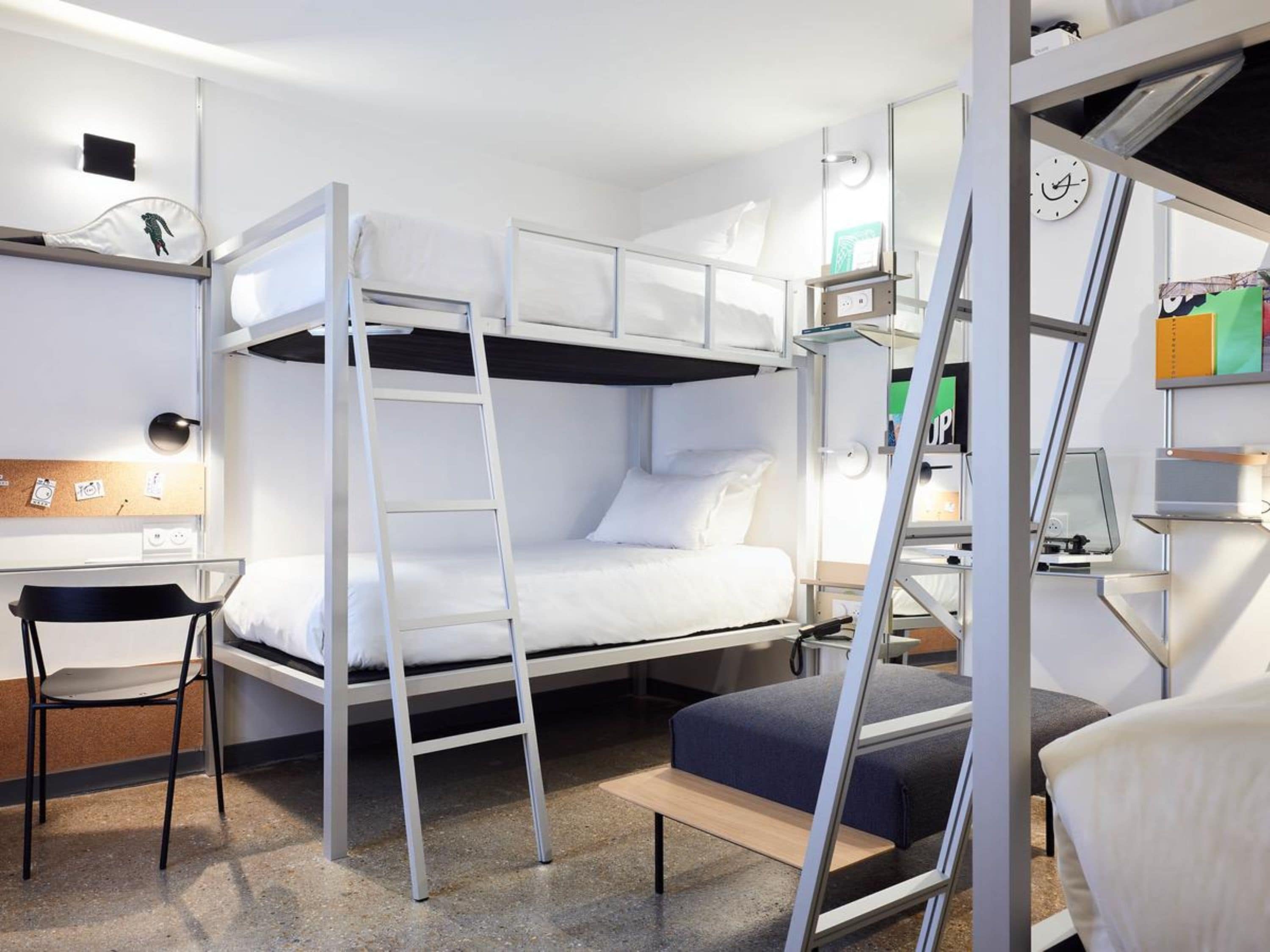 Photo - French Theory