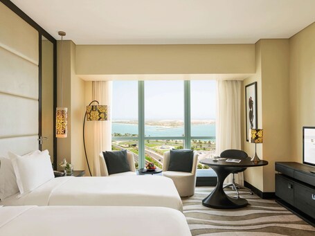 Sofitel Abu Dhabi Corniche - Image 46