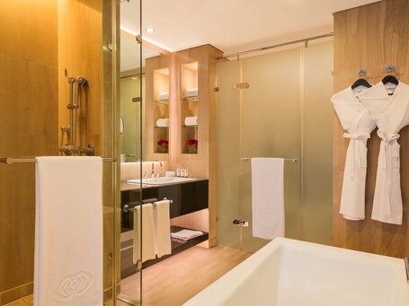 Sofitel Abu Dhabi Corniche - Image 119