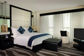 Opera Suite - Sea/City View, Club Millésime Access & Free Beach/Attractions Shuttle | Premium bedding, minibar, in-room safe, individually decorated