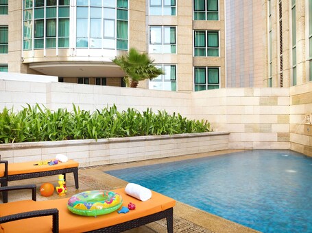 Sofitel Abu Dhabi Corniche - Image 30