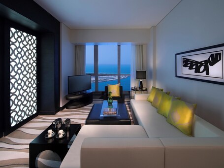 Sofitel Abu Dhabi Corniche - Image 20