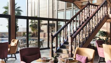 3 Restaurants, FrĂŒhstĂŒck, Mittagessen, Abendessen, internationale KĂŒche