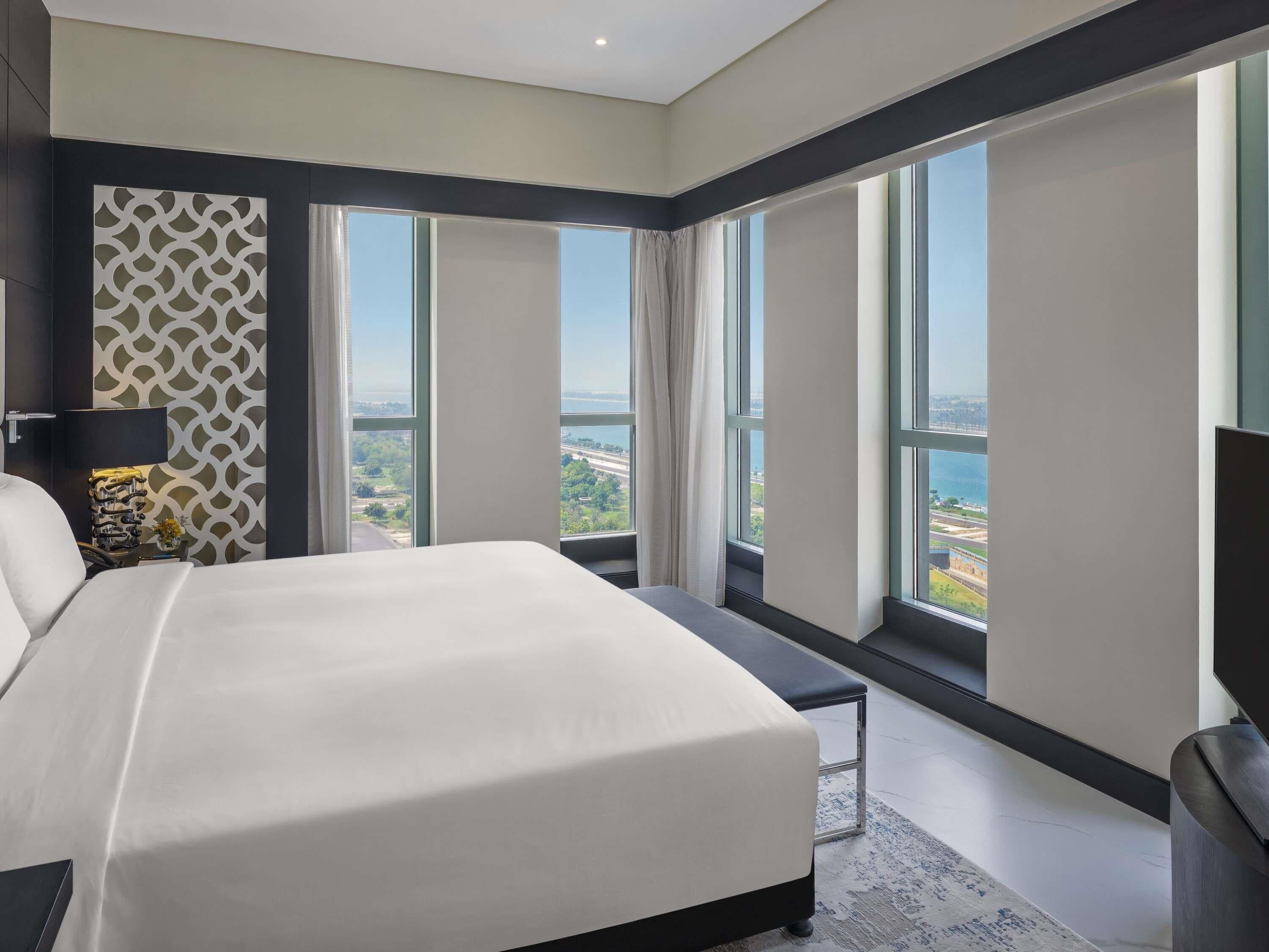 Prestige Suite - Sea/City View, Club Millésime Access & Free Beach/Attractions Shuttle | Premium bedding, minibar, in-room safe, desk