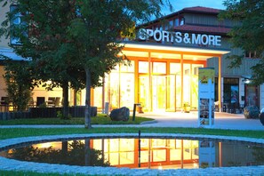 Front of property - evening/night - JUFA Hotel Fürstenfeld (Fuerstenfeld)