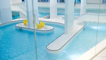 4 indoor pools