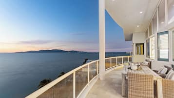 Penthouse, 3 chambres | Terrasse/Patio