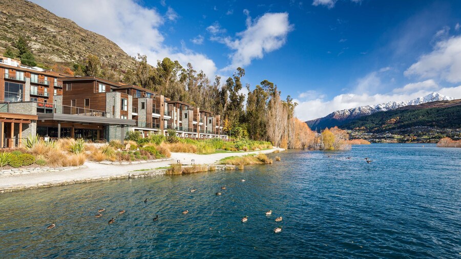 Hilton Queenstown Resort & Spa