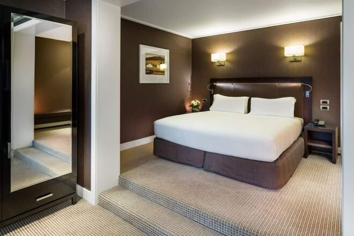 Ropa de cama de alta calidad y minibar