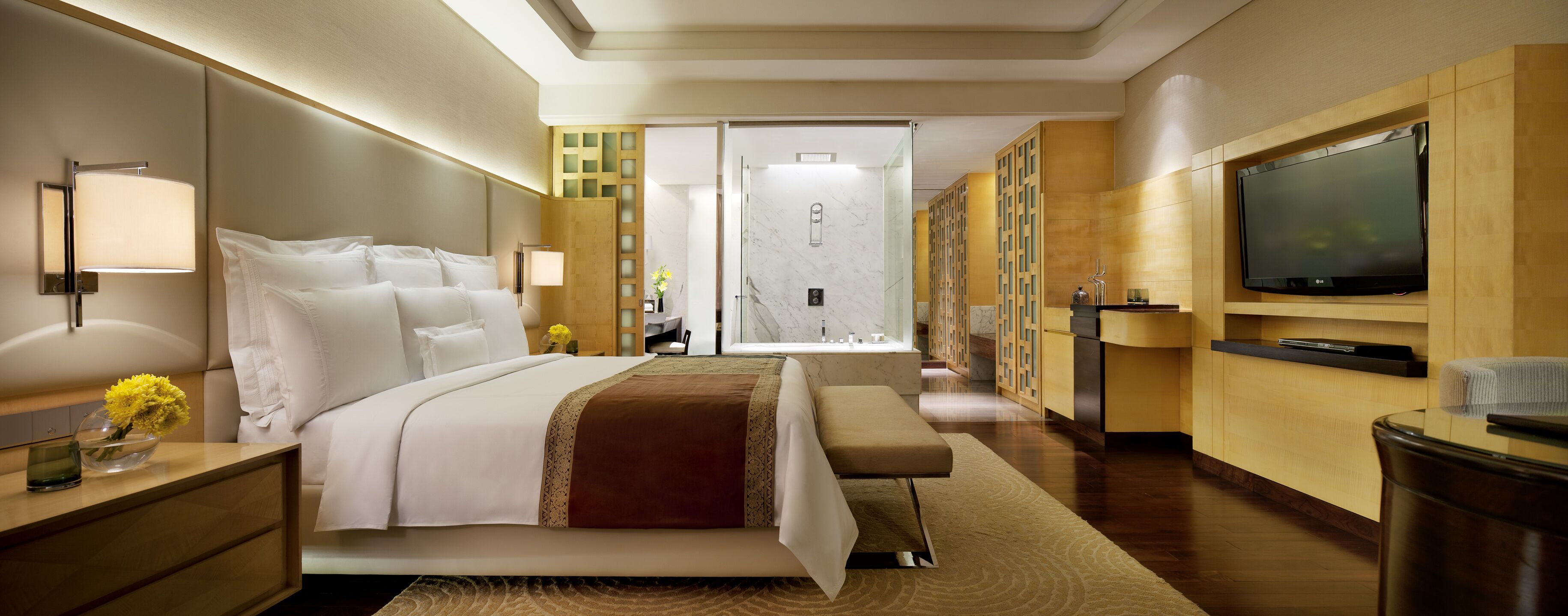 Minibar y caja de seguridad en la habitación 