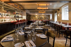Daily English breakfast for a fee - Montcalm Brewery, London City (London)