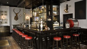 Bar (on property) - Montcalm Brewery, London City (London)