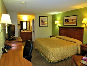 Escritorio, wifi gratis y ropa de cama