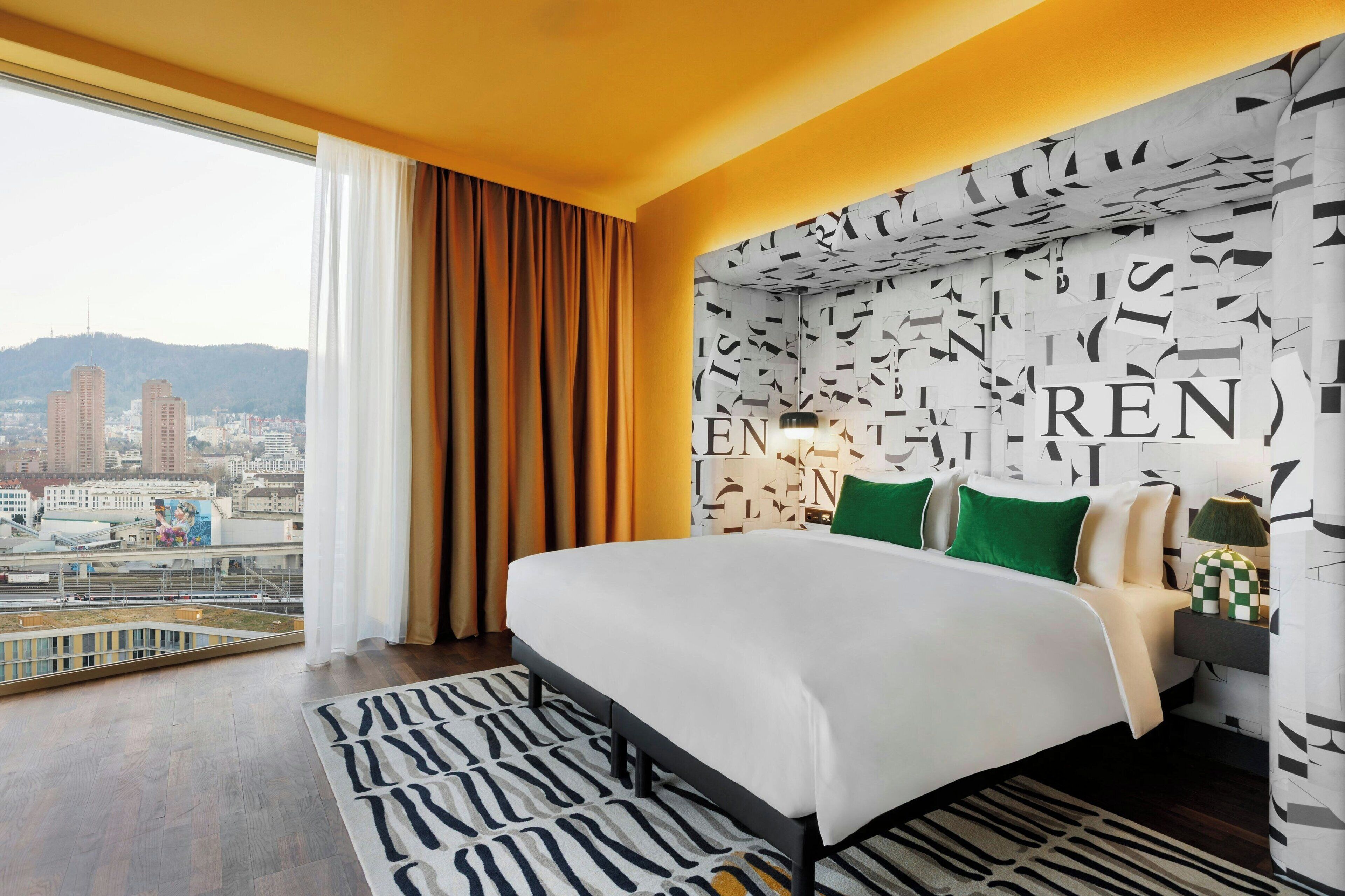 Premium bedding, in-room safe, desk, blackout drapes