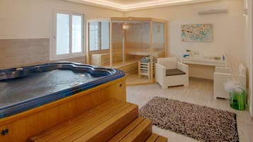 Salas de tratamientos para parejas, sauna, bañera de hidromasaje