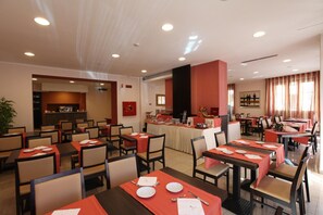 Restaurant - Hotel Cavour (Rieti)
