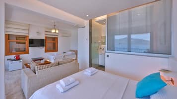 Deniz Manzarali Deluxe Suit | 高級寢具、免費 Wi-Fi