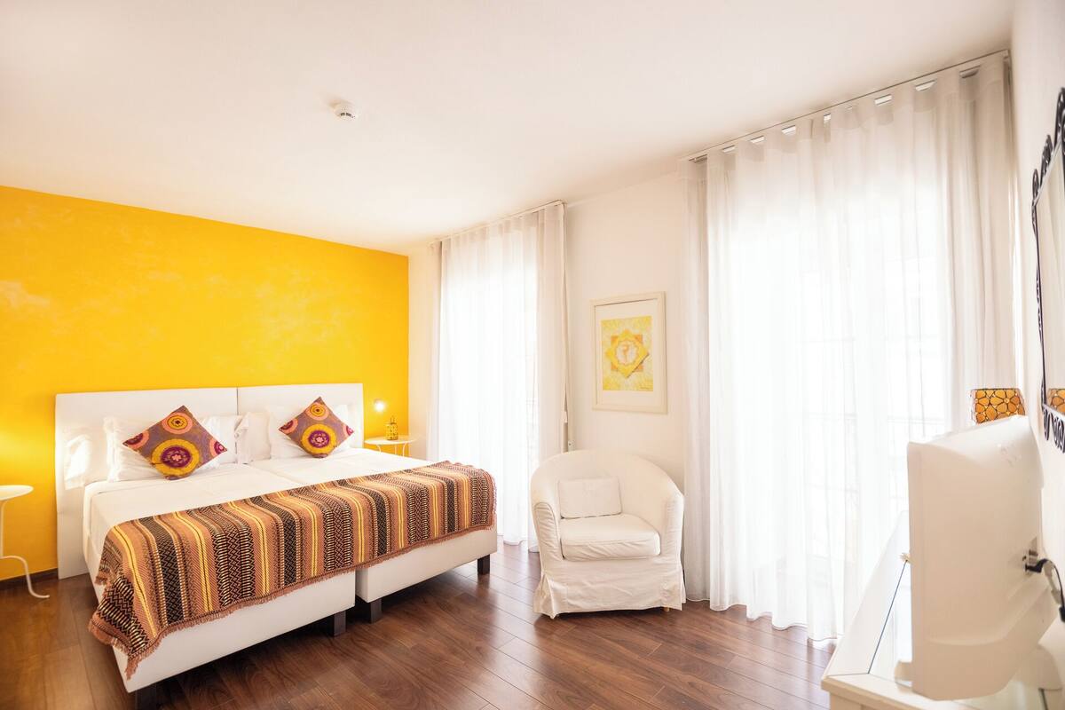 Superior Double or Twin Room | 1 bedroom, blackout drapes, soundproofing, iron/ironing board