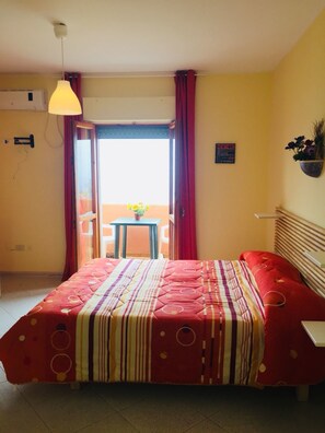 Room, Private Bathroom