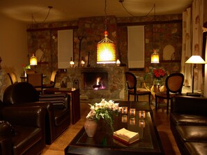 Lobby lounge - Aloni Hotel (Kato Nevrokopi)