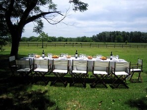 屋外ダイニングエリア