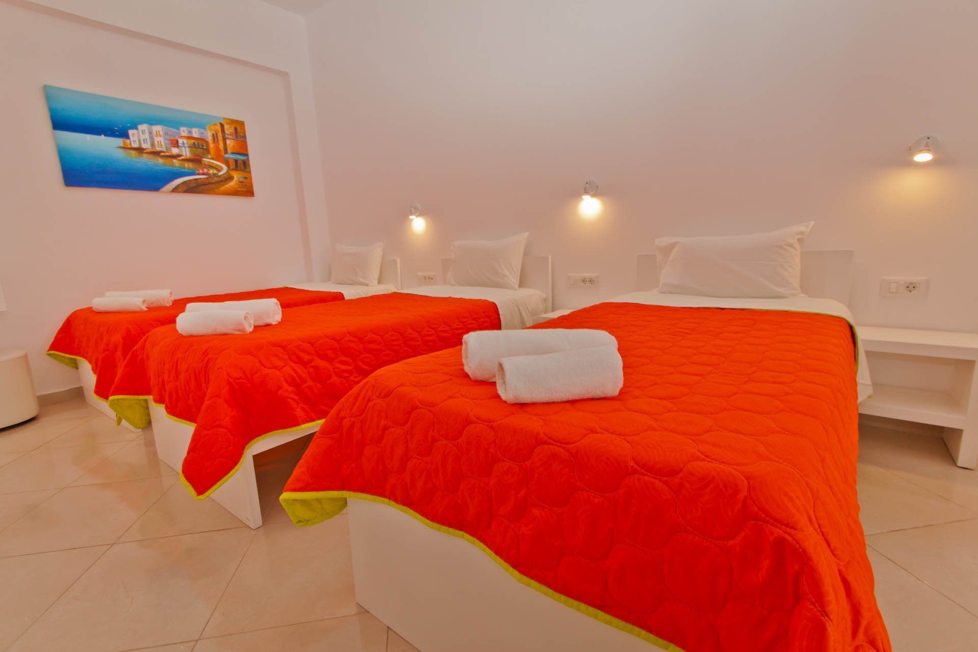 economy triple room | free wifi, bed sheets