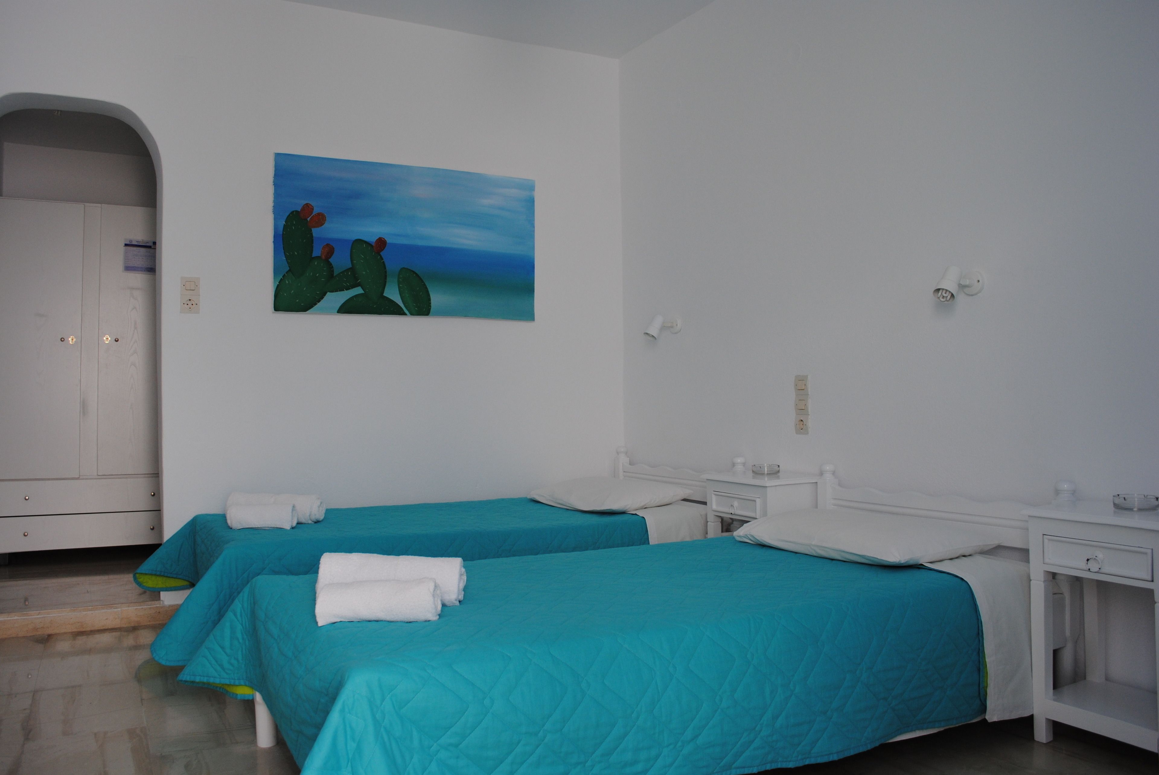 standard room | free wifi, bed sheets