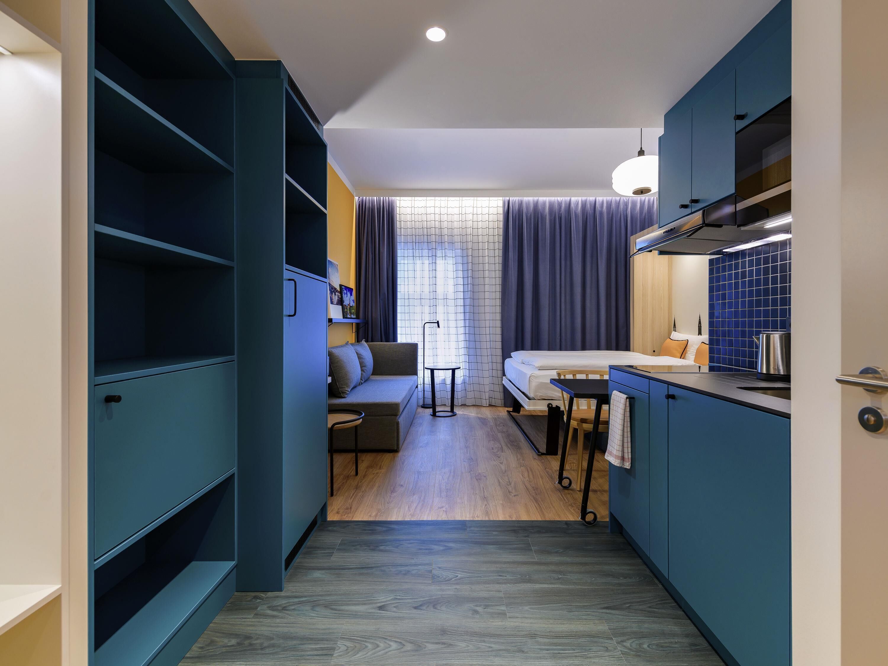 Studio (for 4 persons) | Allergikerbettwaren, Minibar, Schreibtisch