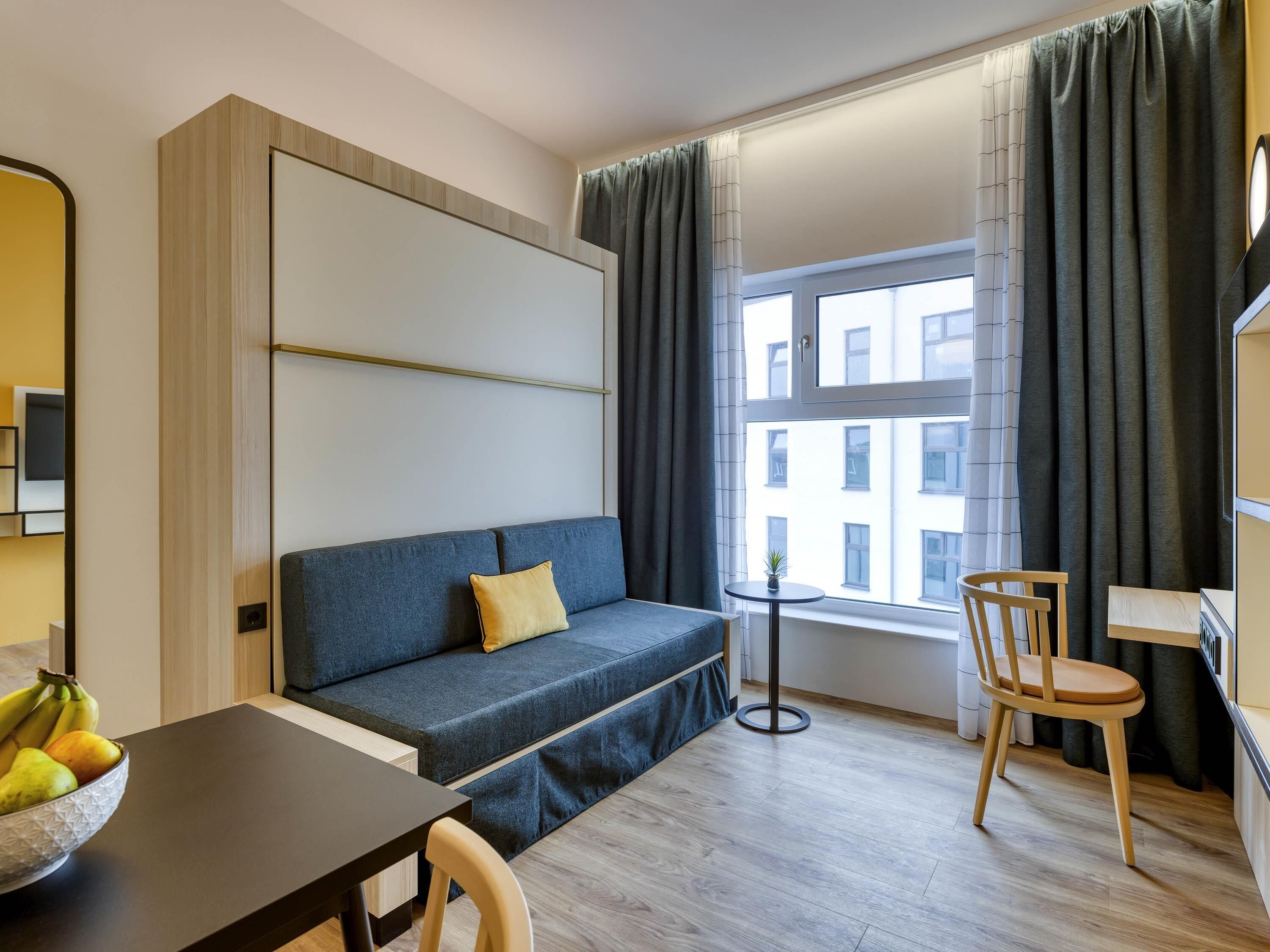 Studio (for 2 persons) | Hypo-allergenic bedding, minibar, desk, laptop workspace