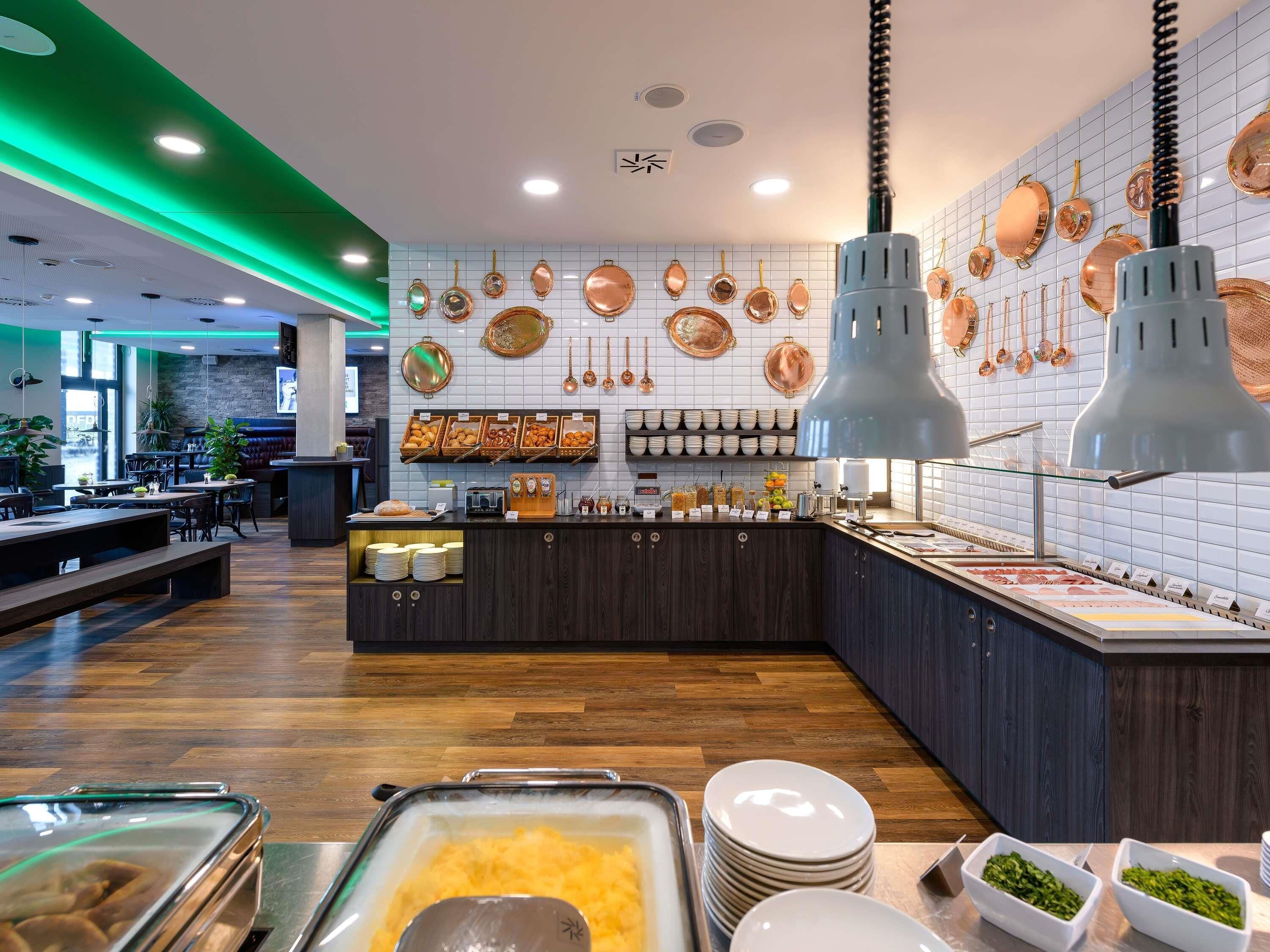 Daily buffet breakfast for a fee