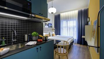 Studio, 2 Single Beds (for 2 people)