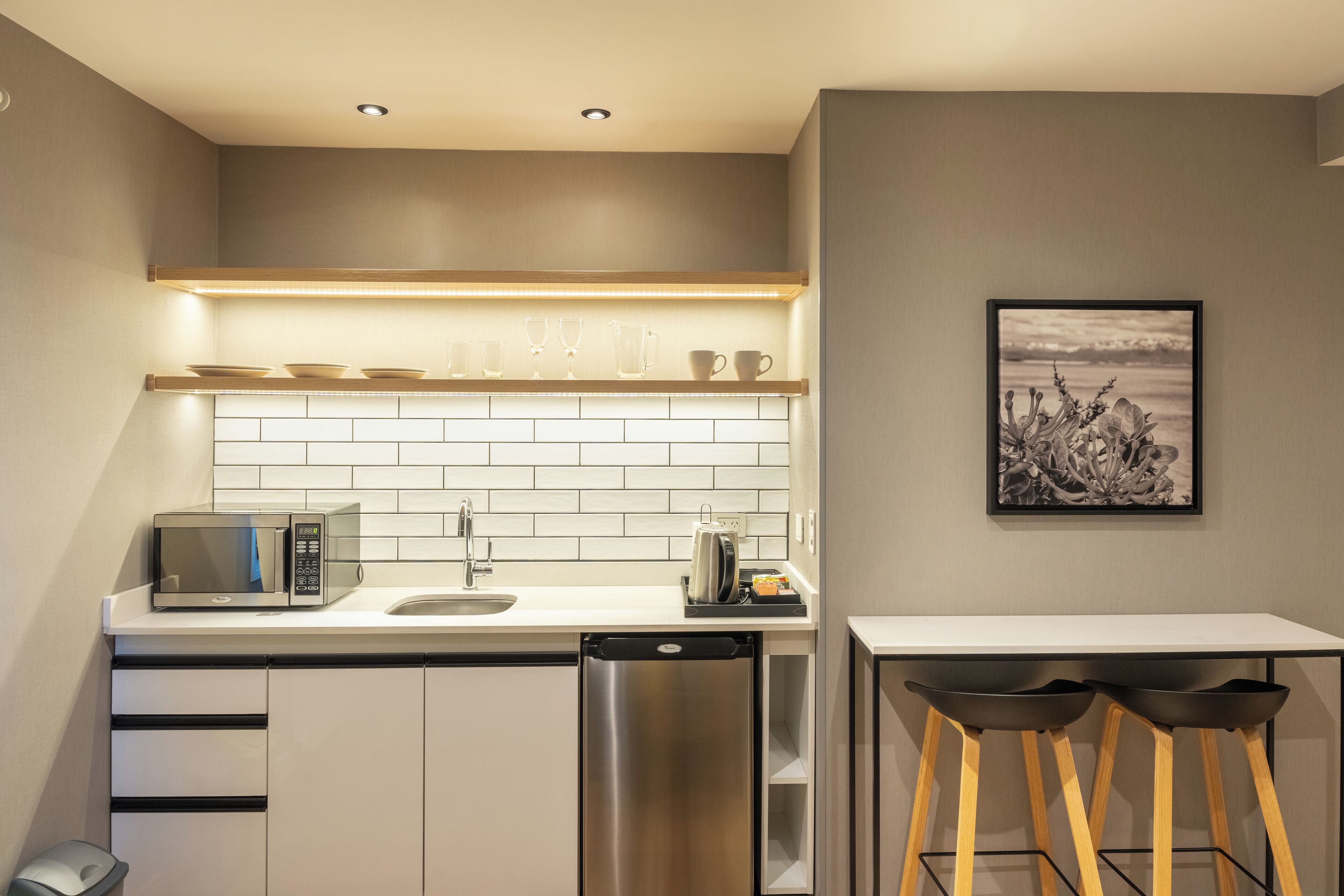 apartment, 1 double or 2 single beds, private bathroom (2 pax) | private kitchen | coffee/tea maker, electric kettle