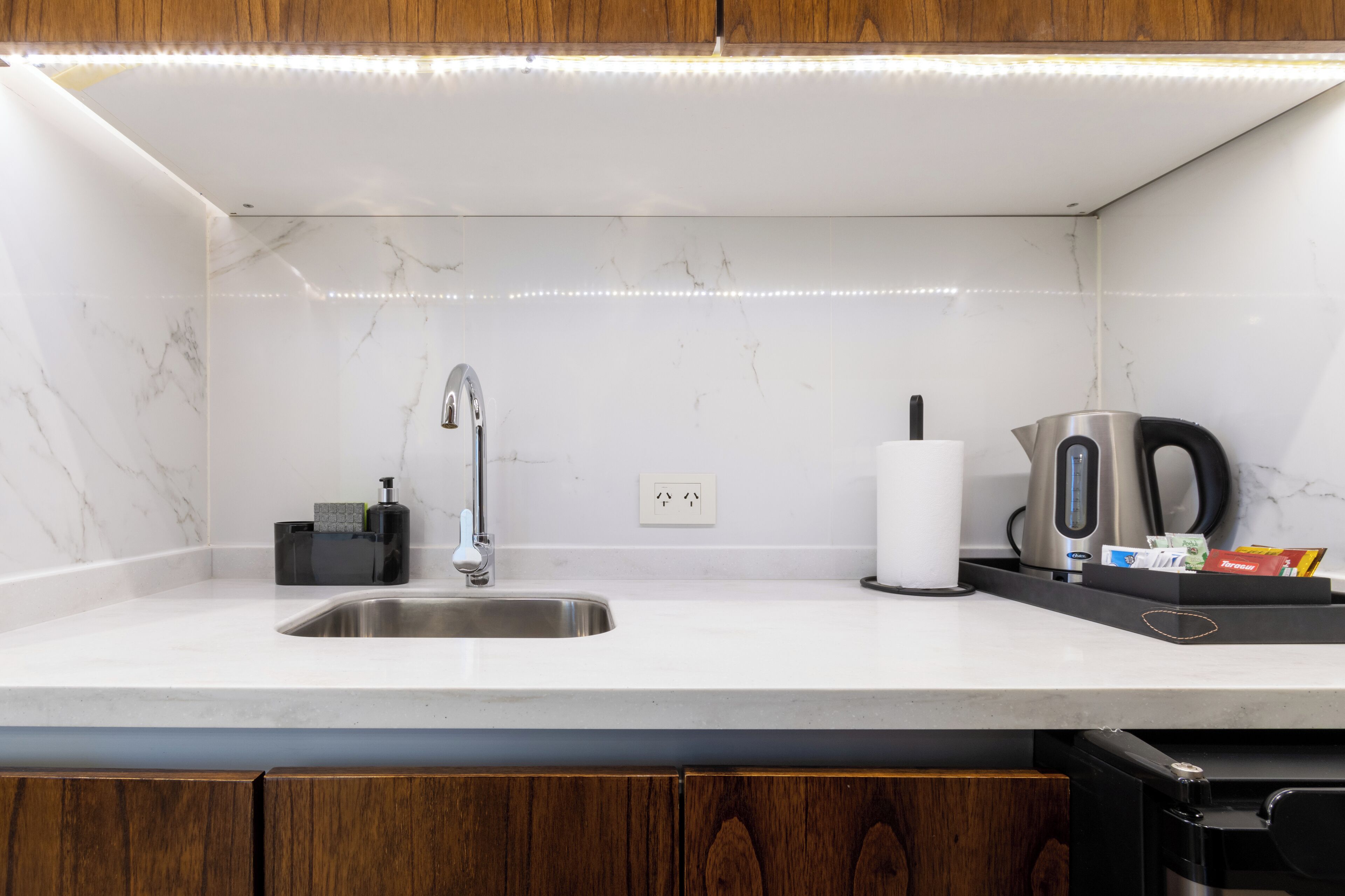 deluxe suite, 1 double or 2 single beds | select comfort beds, minibar, in-room safe, iron/ironing board