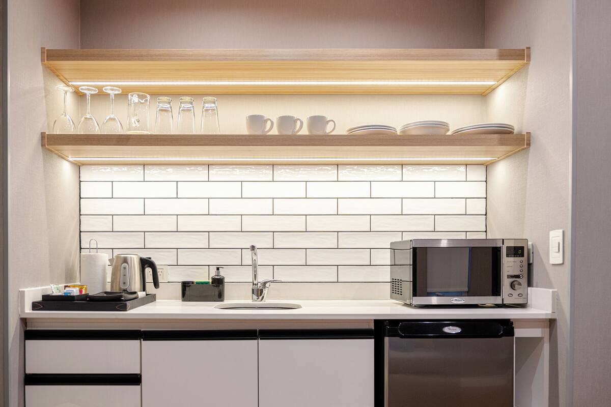 apartment, 1 bedroom, ensuite (3 pax) | microwave